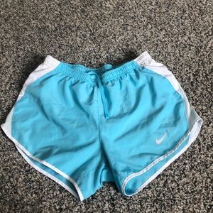 Teal running shorts - Nike